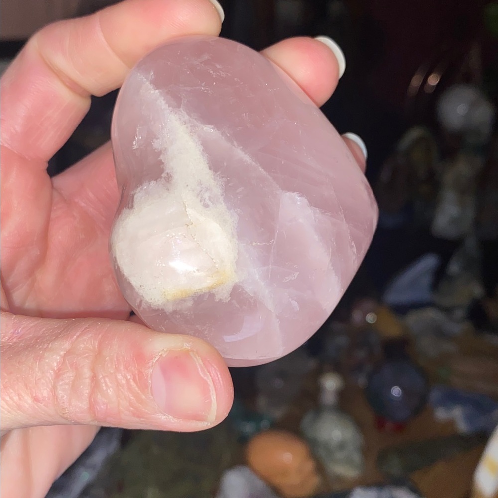 HQ Soft Blush Pink Milky Rose Quartz Polished Puffy Heart Carving